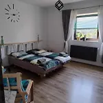U Roba Kardynala Karola Wojtyly 130 * Czaniec