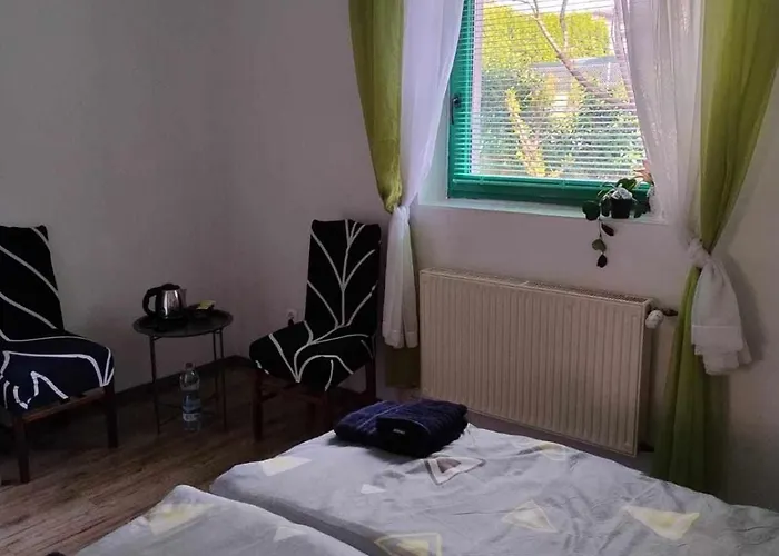 U Roba Kardynala Karola Wojtyly 130 Accommodatie bij particulieren